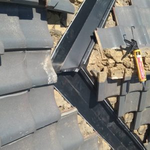 浜松市浜北区　雨漏り修理　谷樋交換工事